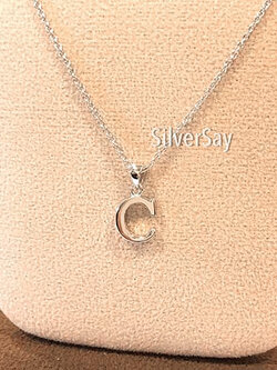 จี้ตัวอักษร C