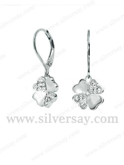 ต่างหูใบโคลเวอร์ Clover 4 ฝังเพชรสวิส/สลับเกลี้ยง/10 มม./แบบห่วงสปริงล็อค