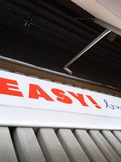 #ป้ายกล่องไฟอะคริลิคหน้าติดสติ๊กเกอร์พิมพ์ไดคัท