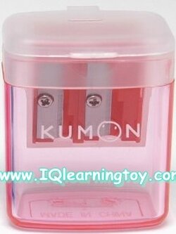 Kumon- กบเหลาดินสอ คุมองสีแดง กบเหสาดินสอ คุมอง เป็นกบเหลาดินสอ มีสองหัว ด้านเล็กสำหรับดินสอทั่วไป ด้านใหญ่ สำหรับเหลาดินสอสามเหลี่ยม จัดส่งฟรี
