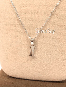 จี้ตัวอักษร I