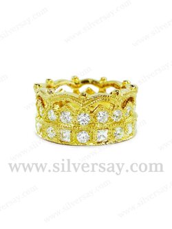 แหวนมงกุฎฝังเพชรสวิสทรงกลม&สี่เหลี่ยมรอบวง/สีทองคำ22k