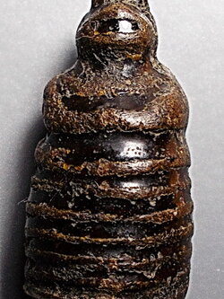 องคต ผงจุ่มรักเก่าลอยองค์