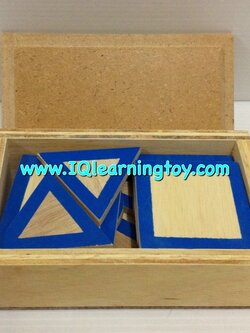 มอนเตสซอรี่ - ฐานไม้เพื่อวางรูปทรงเลขาคณิตทรงตัน 10 ทรง มีกรอบบนไม้ชัดเจนเพื่อประกอบการเรียนรู้ และเข้าใจเรื่องของรูปทรงพื้นฐานต่างๆทั้ง 10 แบบ ส่งฟรี