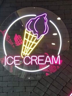 ไฟนีออน เฟค