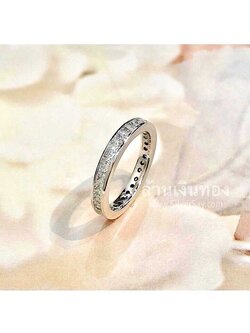 แหวนเพชรสวิสสี่เหลี่ยมพริ้นเซสคัท 2x2 มม. ฝังรางล็อคแถวรอบวง