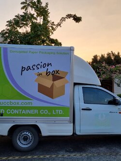 งานติดตั้งติดสติ๊กเกอร์รถกระบะตู้ทึบ สติ๊กเกอร์ทึบแสง