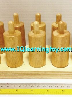 Montessori-Spring Box มอนเตสซอรี่- ชุดกล่องสปริง ประกอบด้วยฐานไม้ พร้อมแท่งไม้ทรงกระบอกมีจุก 10 แท่ง ( 5 คู่ ) ฝึกประสาทสัมผัส ส่งฟรี