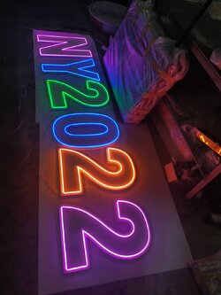 งานป้ายไฟปีใหม่ ป้ายไฟ HAPPY NEW YEAR