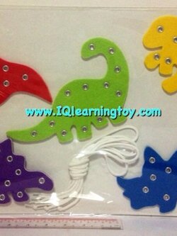 เกมส์ร้อยเชือกไดโนเสาร์ - ฝึกพัฒนากล้ามเนื้อมัดเล็ก ให้มือสัมพันธ์กับสายตา ฝึกสมาธิ ให้เด็กๆได้เล่นสนุก เพลิดเพลิน จัดส่งฟรีค่ะ