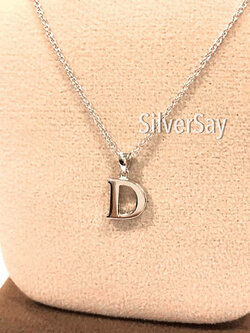 จี้ตัวอักษร D