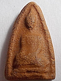 พระสรรค์นั่ง เนื้อดิน ลพ.กวย วัดโฆสิตาราม