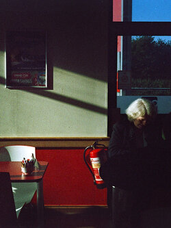 (Pre-Order) ภาพผลงาน Old Women and The Shade of Color