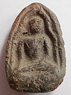 พระมอญแปลง เนื้อดิน หลวงพ่อดี วัดพระรูป สุพรรณบุรี