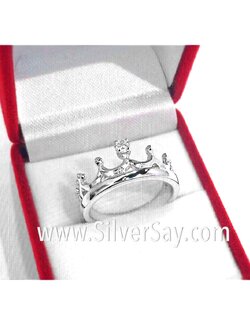 แหวนมงกุฎครึ่งวงฝังเพชรสวิส 1 เม็ด