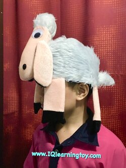 หุ่นสวมหัวรูปสัตว์-(หมวกสวมหัวรูปแกะ) ใช้เพื่อประกอบกิจกรรมต่างๆ เช่น การสอน เล่าเรื่อง การละเล่น หรือเล่นเกมส์การศึกษา จัดส่งฟรี