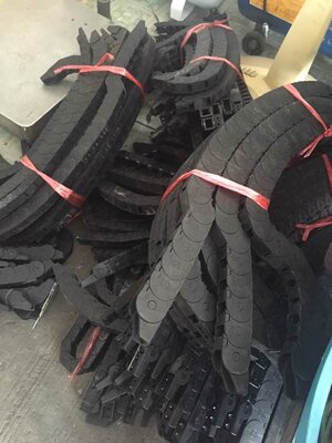 Cable Chain รางร้อยสายไฟ รางกระดูกงู igus