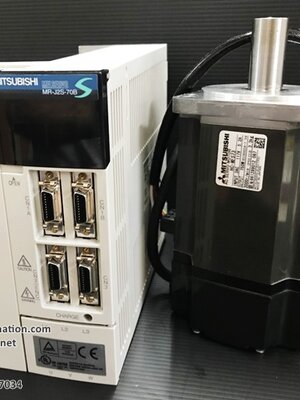 Servo Motor&Driver Mitsubishi รุ่น MR-J2S-70B / HC-MFS73 (Used)
