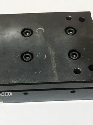 Cross roller table ยี่ห้อ THK