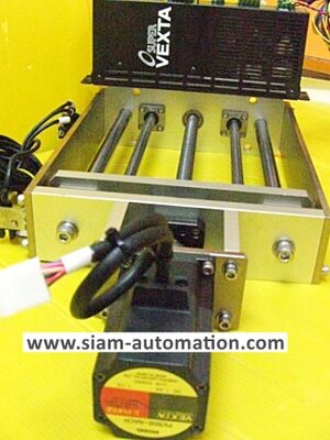 สไลด์บอลสกรูพร้อมคอนโทรลVEXTA และมอเตอร์VEXTA 5-Phase (มือสอง)