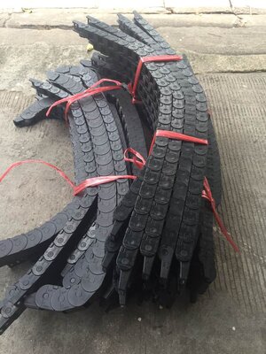 Cable Chain รางกระดูกงู ร้อยสายไฟ igus