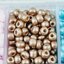 ลูกปัด Glass Beads 2-4มิลลิเมตร เม็ดทราย ลูกปัดแก้วมุก ใส ด้าน DIY สร้อยคอ สร้อยข้อมือ เครื่องประดับ ประมาณ กล่องละ +- 2000ชิ้น คละสี 10สี