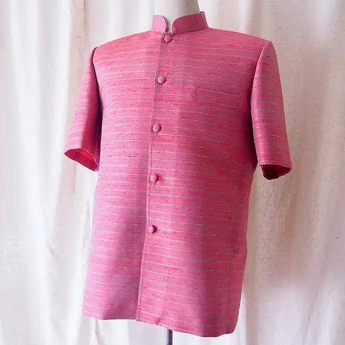 เสื้อสูทคอพระราชทาน แขนสั้น ผ้าไหมลายริ้ว ไหมแท้ Size L รหัส DK-CT-103018