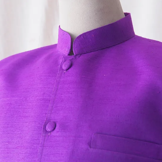 เสื้อสูทคอพระราชทาน แขนยาว เนื้อหยาบ ไหมแท้ สีม่วงเม็ดมะปราง รหัส DM-CT-102706