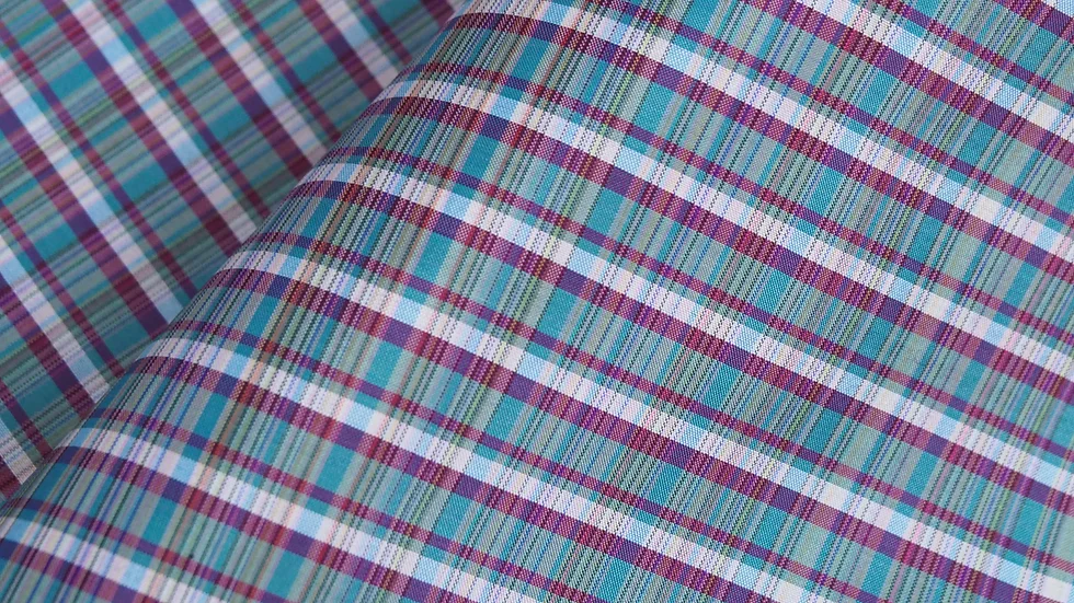 ผ้าไหมลายสก็อต เนื้อเรียบ ขายตามความยาวหลา สีคละสี รหัส A8-CT-100227