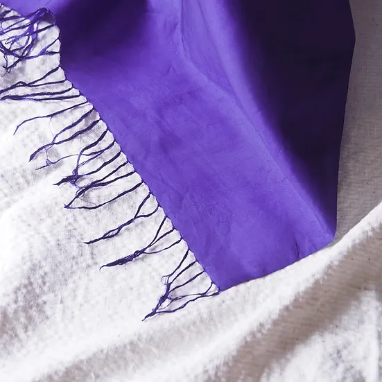 ผ้าคลุมไหล่ผ้าไหม ผืนใหญ่ มัดย้อม มีชายครุย ขนาด 100x228ซม. สีม่วง รหัส ZYH-CT-102625