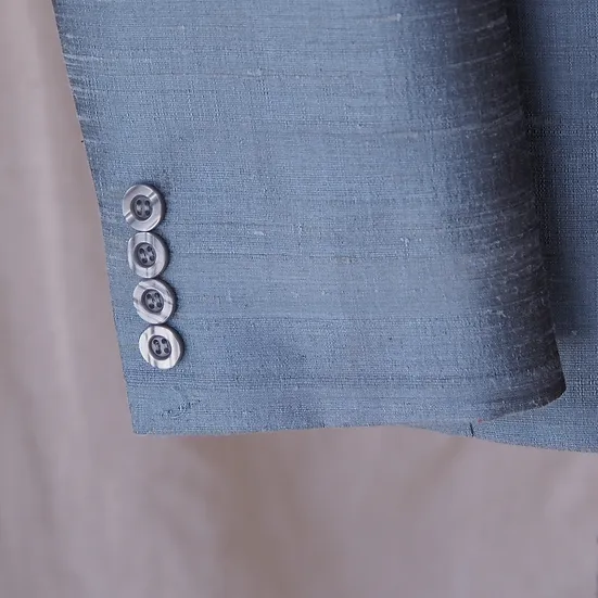 เสื้อสูทเบลเซอร์ผ้าไหม เนื้อไหมบ้าน สีฟ้าเทา ไซส์ L รหัส DO-CT-SKU102447