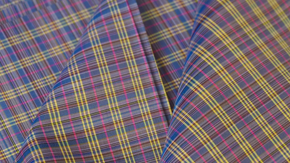 ผ้าไหม ลายสก็อต ไหมแท้ เนื้อหยาบนุ่ม สีคละสี ขายตามความยาวหลา รหัส A9-CT-100213