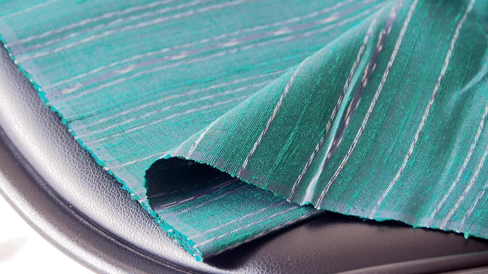 ผ้าไหม ลายริ้ว ไหมแท้ multicolor สีฟ้าน้ำทะเล (ราคาต่อหลา) รหัส MC-CT-102271