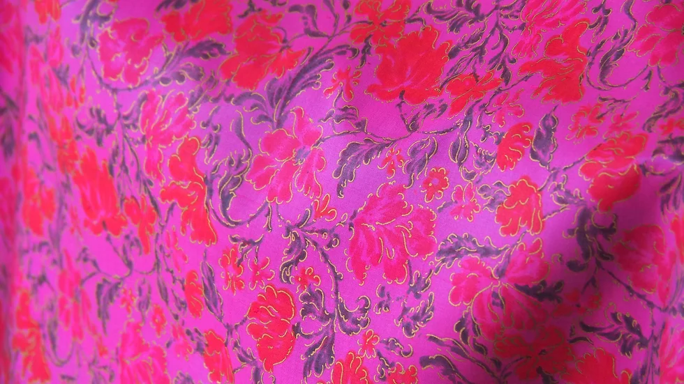 ผ้าไหมพิมพ์ลาย เนื้อเรียบ ขนาด 1x3.55 หลา เฉดสีชมพูดอกแดง รหัส A4-CT-103072