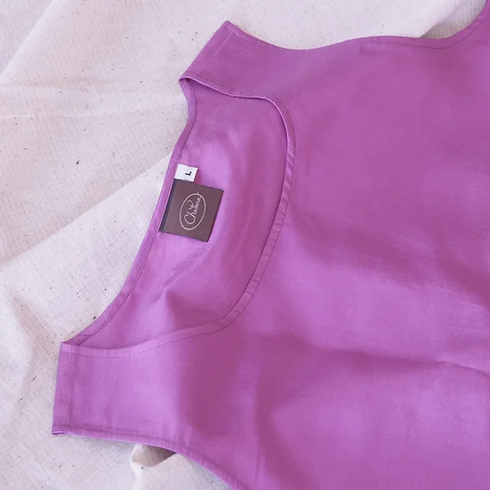 เสื้อแขนกุดไหมแท้ เฉดสีชมพู รหัส TOP003