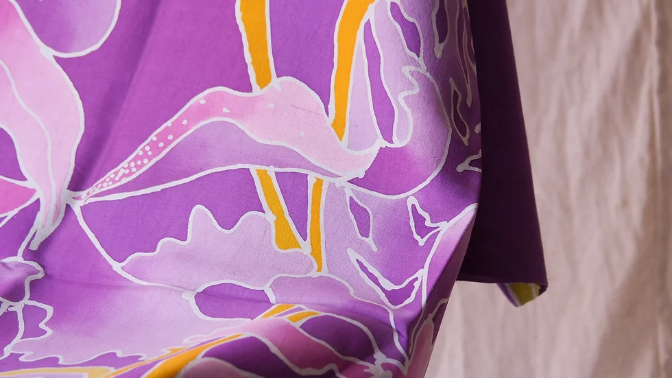 ผ้าไหมทอมือ เพ้นท์บาติก เฉดสีม่วง ขายตามความยาวหลา รหัส A11-CT-102056