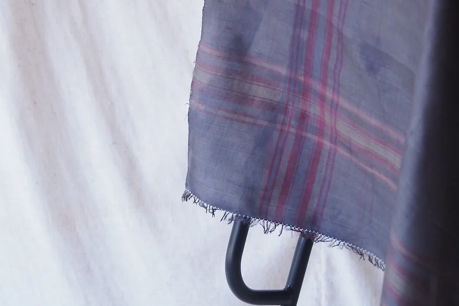 ผ้าพันคอผืนสี่เหลี่ยม ขนาด 65x65ซม. สีเทากรมท่า รหัส ZTG-CT-102689