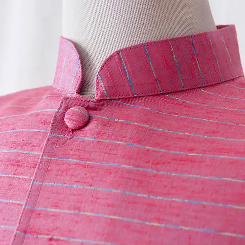 เสื้อสูทคอพระราชทาน แขนสั้น ผ้าไหมลายริ้ว ไหมแท้ Size L รหัส DK-CT-103018