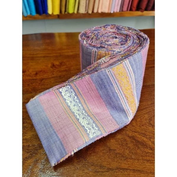 หัวซิ่นไหมทอมือ ยกขิดไหม ทอโดยใช้ไหมบ้านสาวมือ สีคละสี รหัส WN-119-042268165