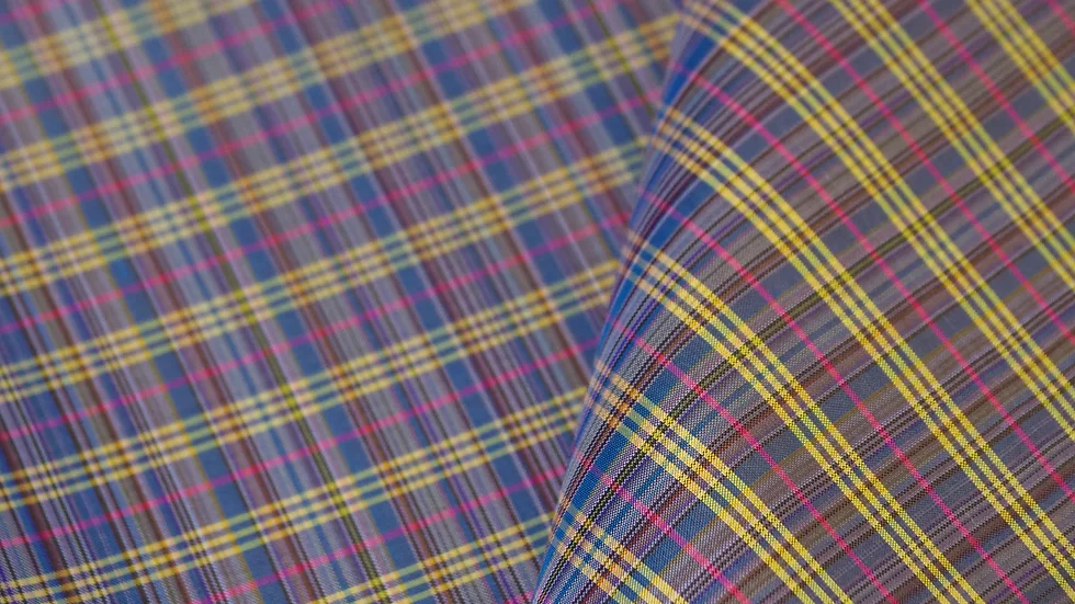 ผ้าไหม ลายสก็อต ไหมแท้ เนื้อหยาบนุ่ม สีคละสี ขายตามความยาวหลา รหัส A9-CT-100213