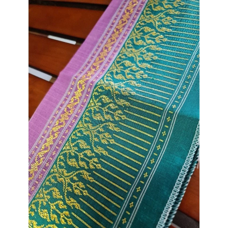 ตีนต่วยไหมแท้ทอมือยกดิ้นทอง ขนาด 7.5นิ้วx2เมตร สีฟ้า สีชมพู รหัส WN-119-05076810