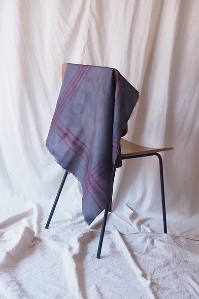 ผ้าพันคอผืนสี่เหลี่ยม ขนาด 65x65ซม. สีเทากรมท่า รหัส ZTG-CT-102693