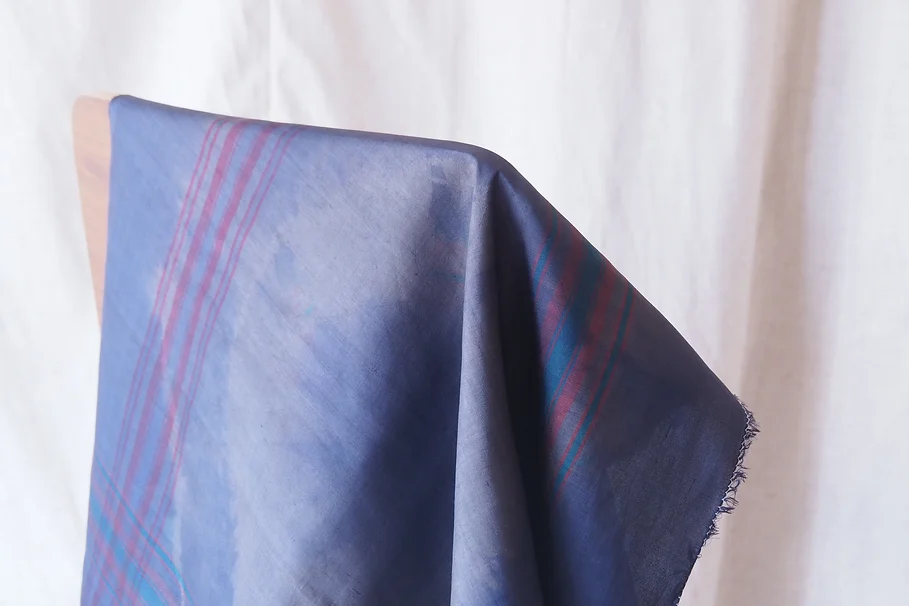 ผ้าพันคอผืนสี่เหลี่ยม ขนาด 65x65ซม. สีเทากรมท่า รหัส ZTG-CT-102694